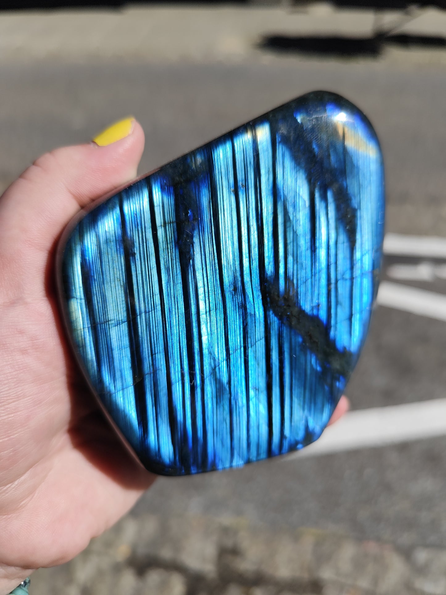 Labradorite 770g
