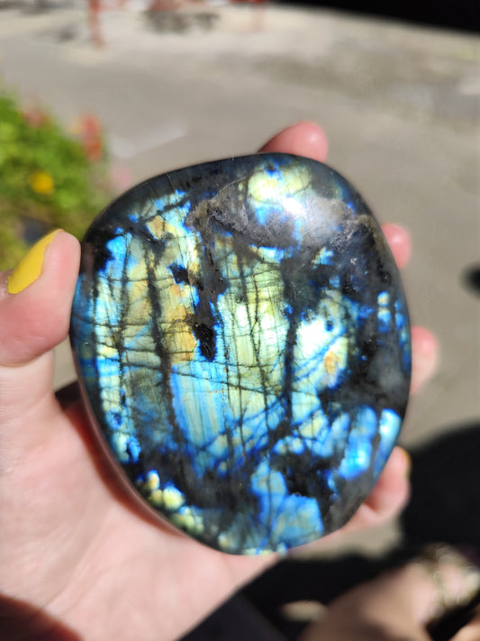 Labradorite 494 g