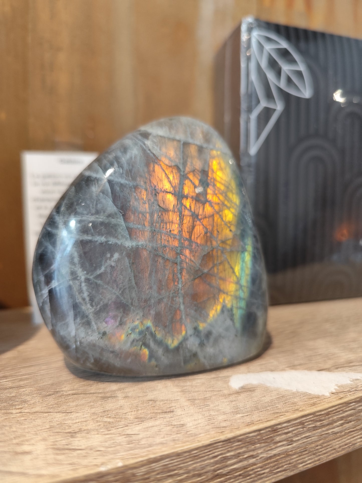 Labradorite Violette