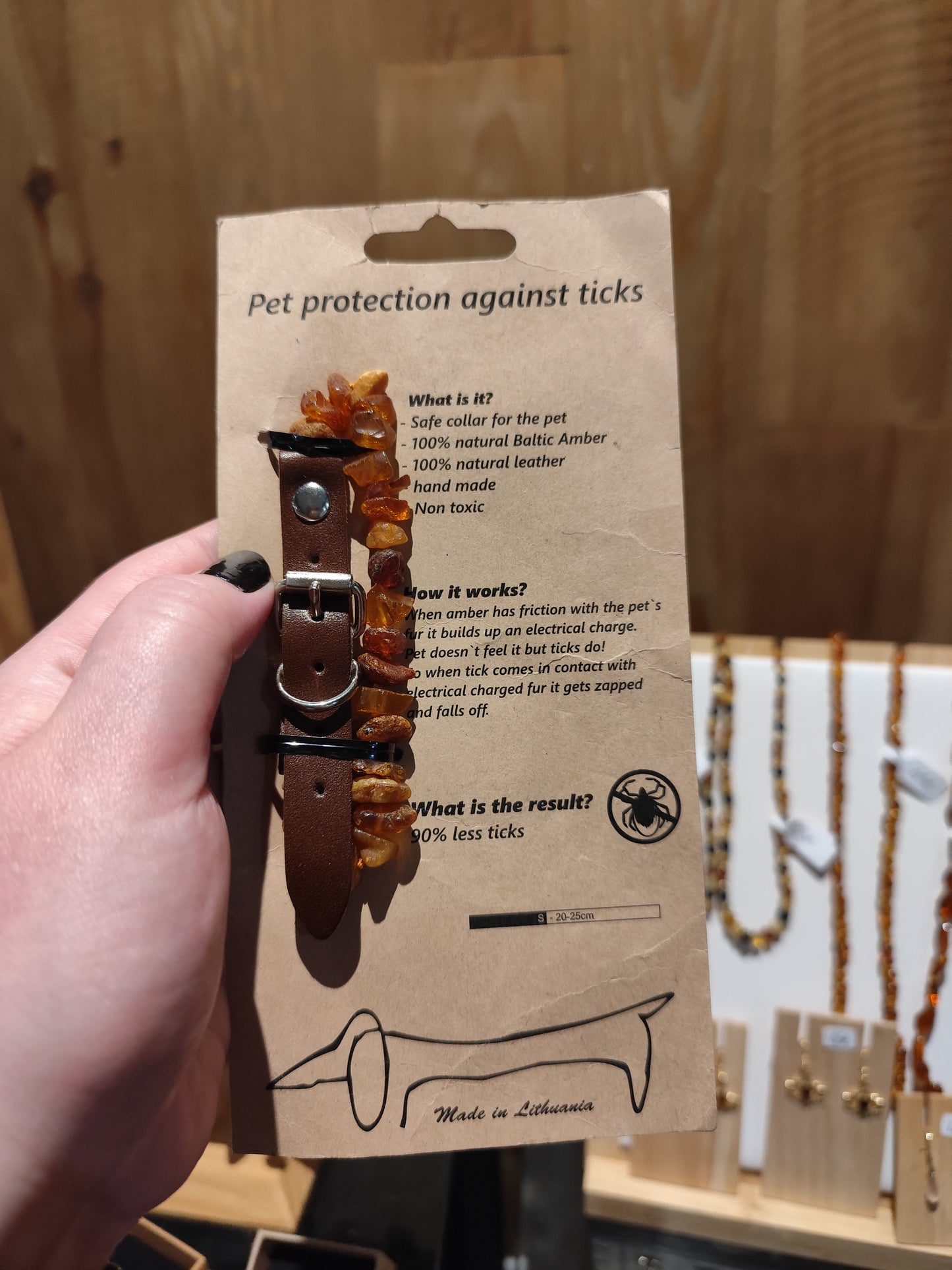 Colier chien/ chat en ambre 20/25 cm