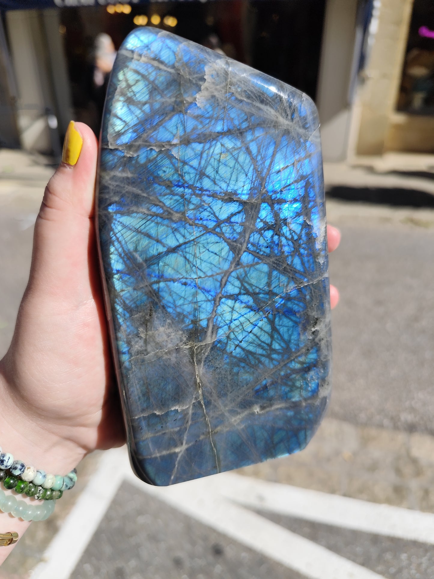 Labradorite 1355g