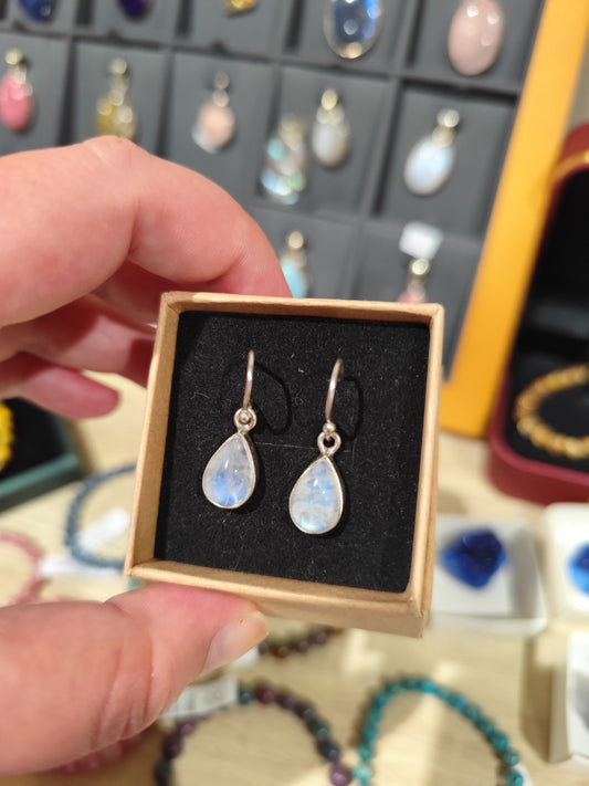 Boucle d'oreille " Péristérite "